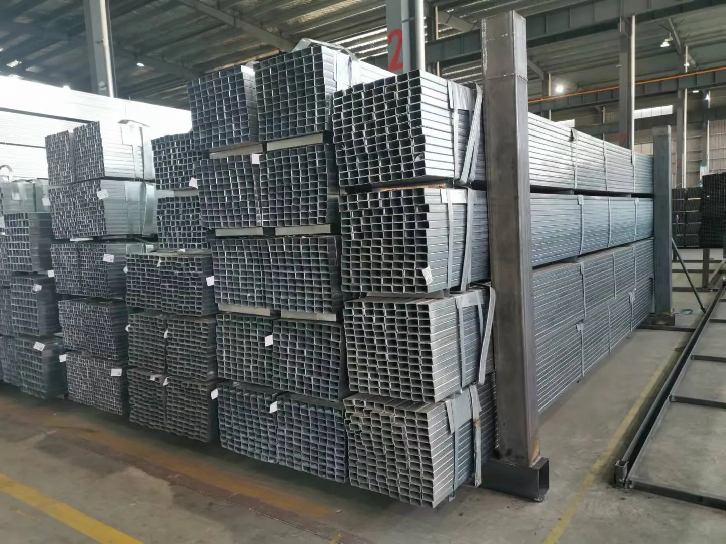 Galvanized steel pipe